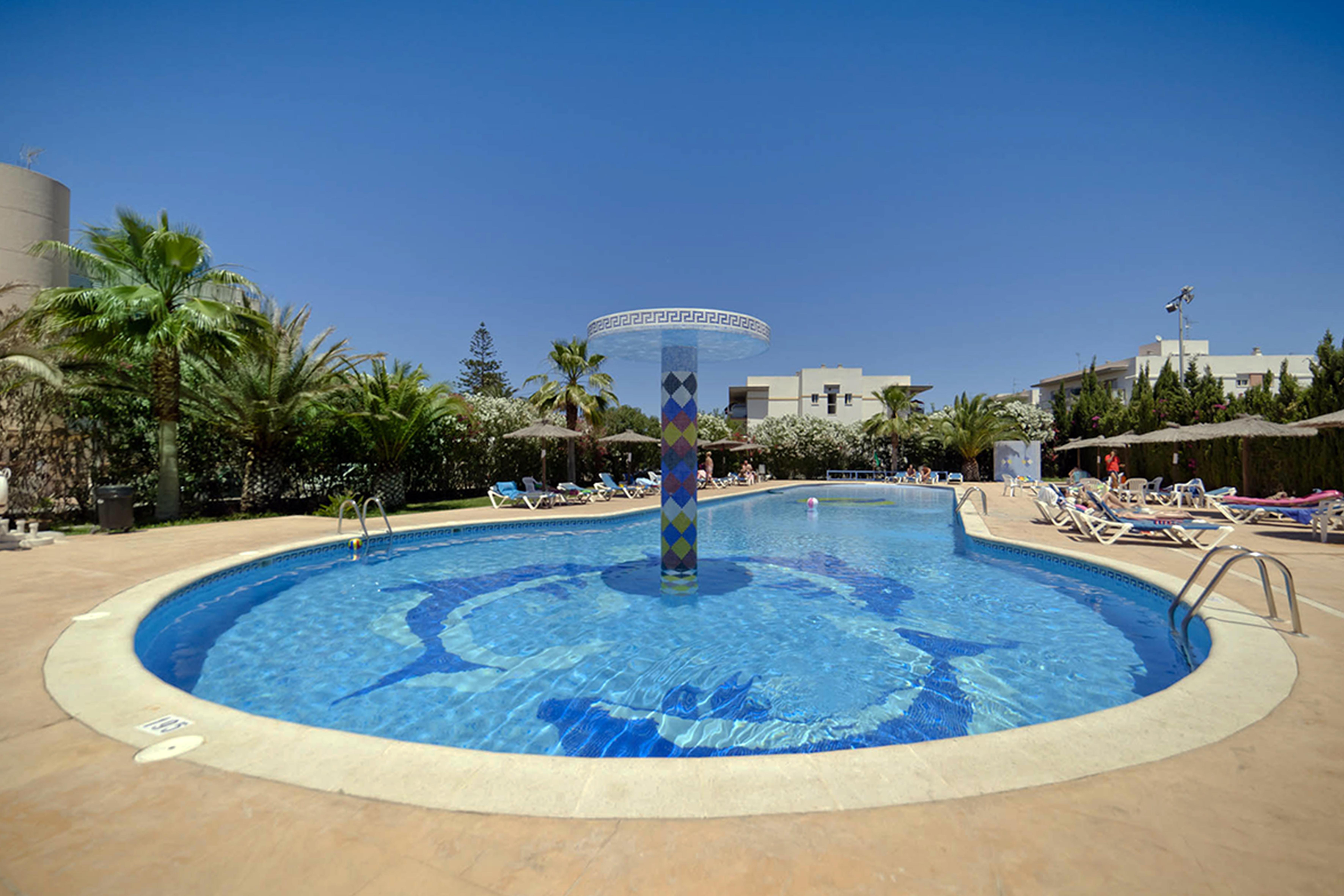 Aparthotel Vibra Bay San Antonio  Bagian luar foto