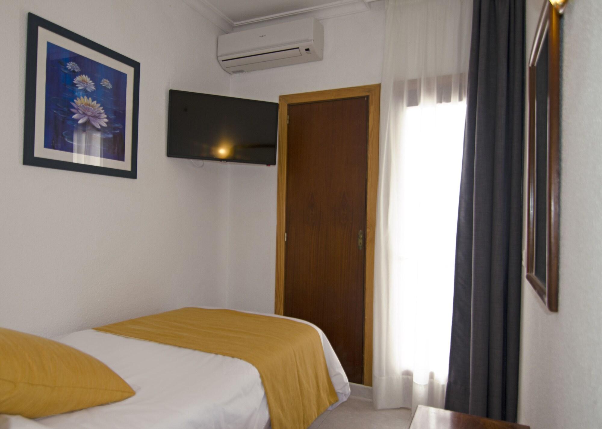 Aparthotel Vibra Bay San Antonio  Bagian luar foto