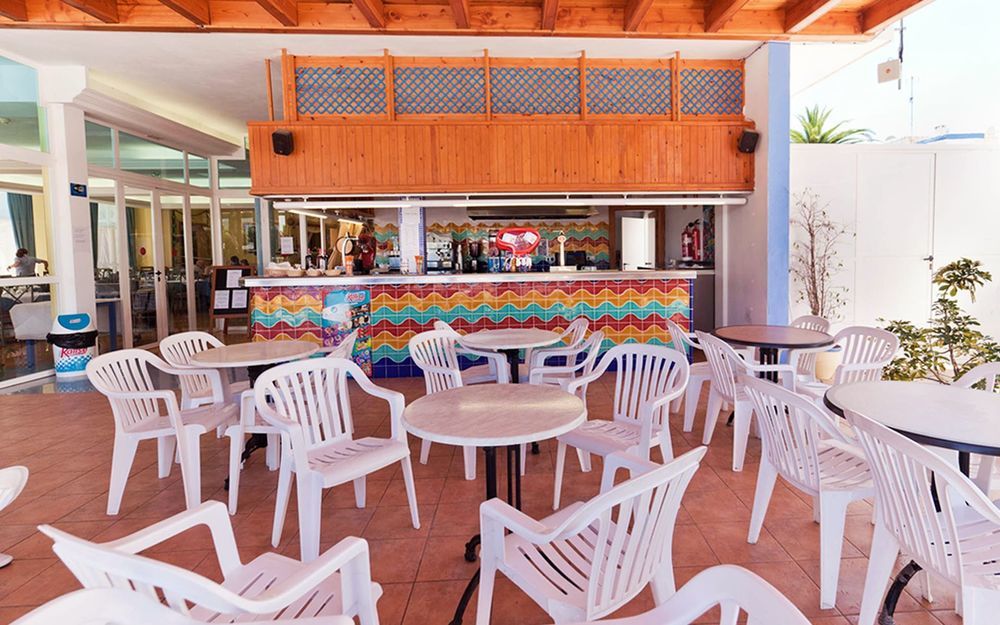 Aparthotel Vibra Bay San Antonio  Bagian luar foto