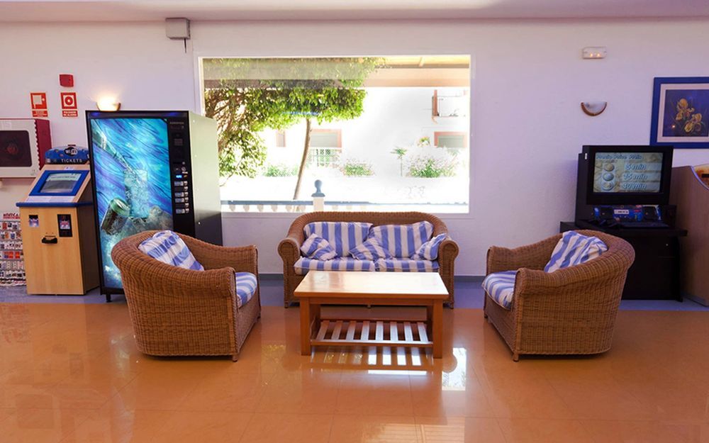 Aparthotel Vibra Bay San Antonio  Bagian luar foto