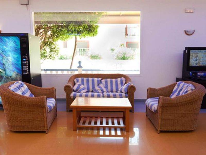 Aparthotel Vibra Bay San Antonio  Bagian luar foto