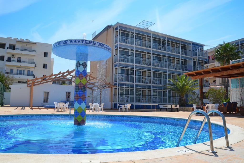 Aparthotel Vibra Bay San Antonio  Bagian luar foto