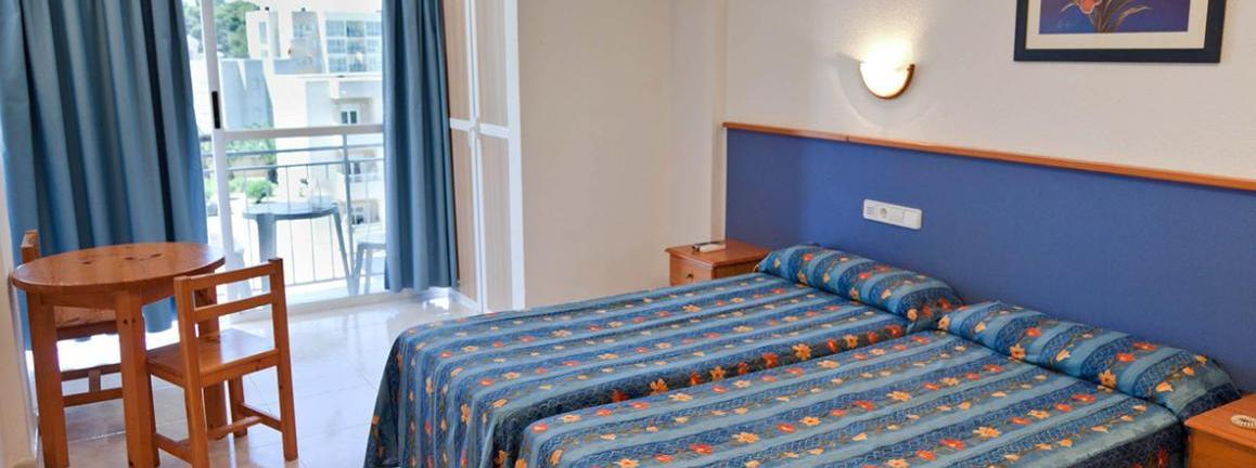 Aparthotel Vibra Bay San Antonio  Bagian luar foto